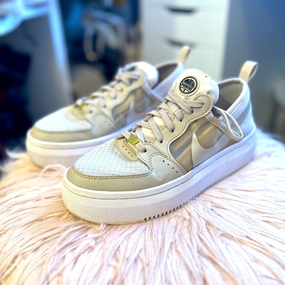 Nike Court Vision Alta sneakers Cream